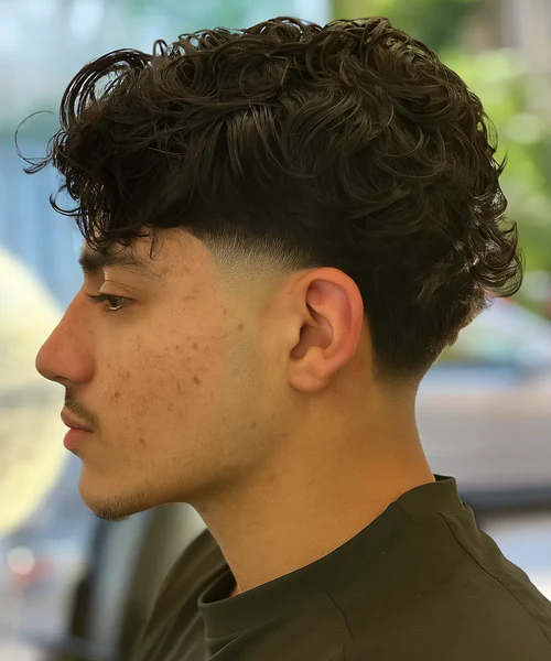 Side Part Low Taper Fade